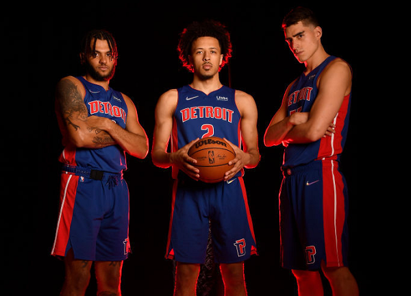 广泛讨论 广泛讨论