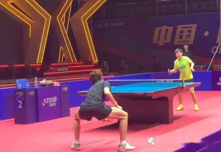 速滑队在世 速滑队在世